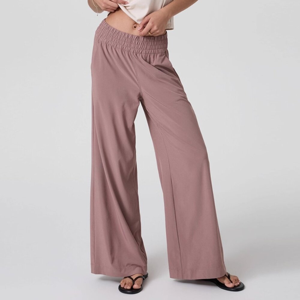 *Short Ver* Vuori  Villa Wideleg Pant M/L/XL Zion Rose Causal Athletic Regular